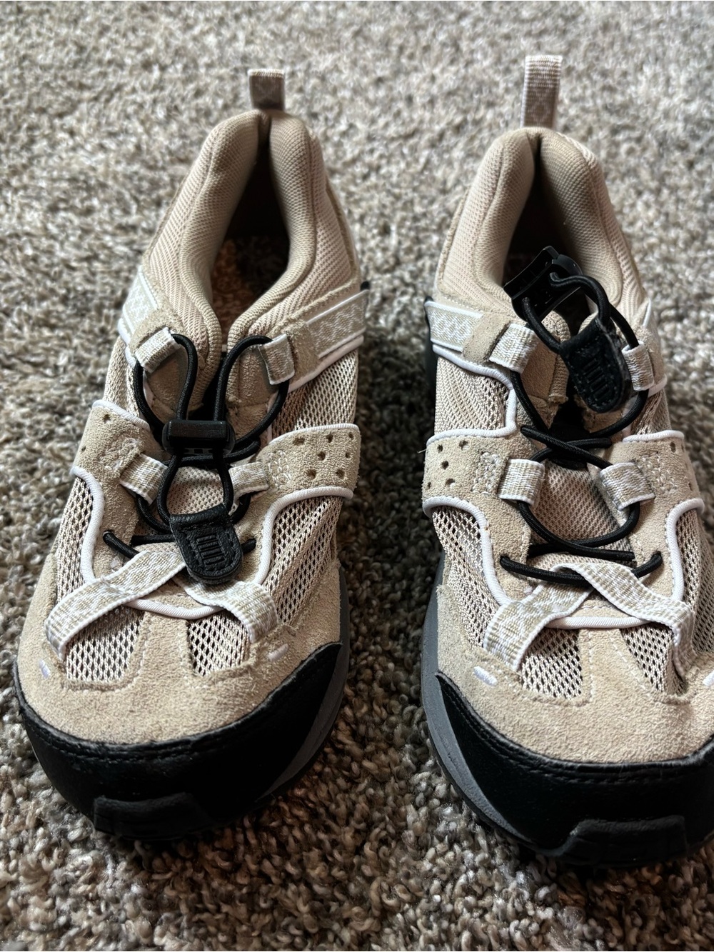 Lands' End Women’s Tan and Black Athletic Sneakers
